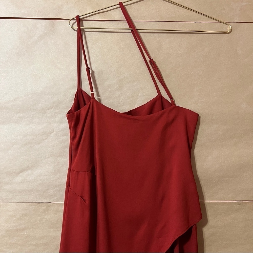 Michelle Mason | NWT Asymmetrical Strap Jumpsuit Drape Overlay Size 4 - Picture 12 of 14